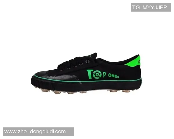 提升球技的秘密武器足球训练鞋的选择与使用技巧解析